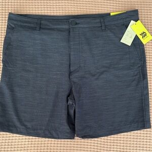 NWT All in Motion Blue Flat Front Golf Shorts Size 40 7” inseam